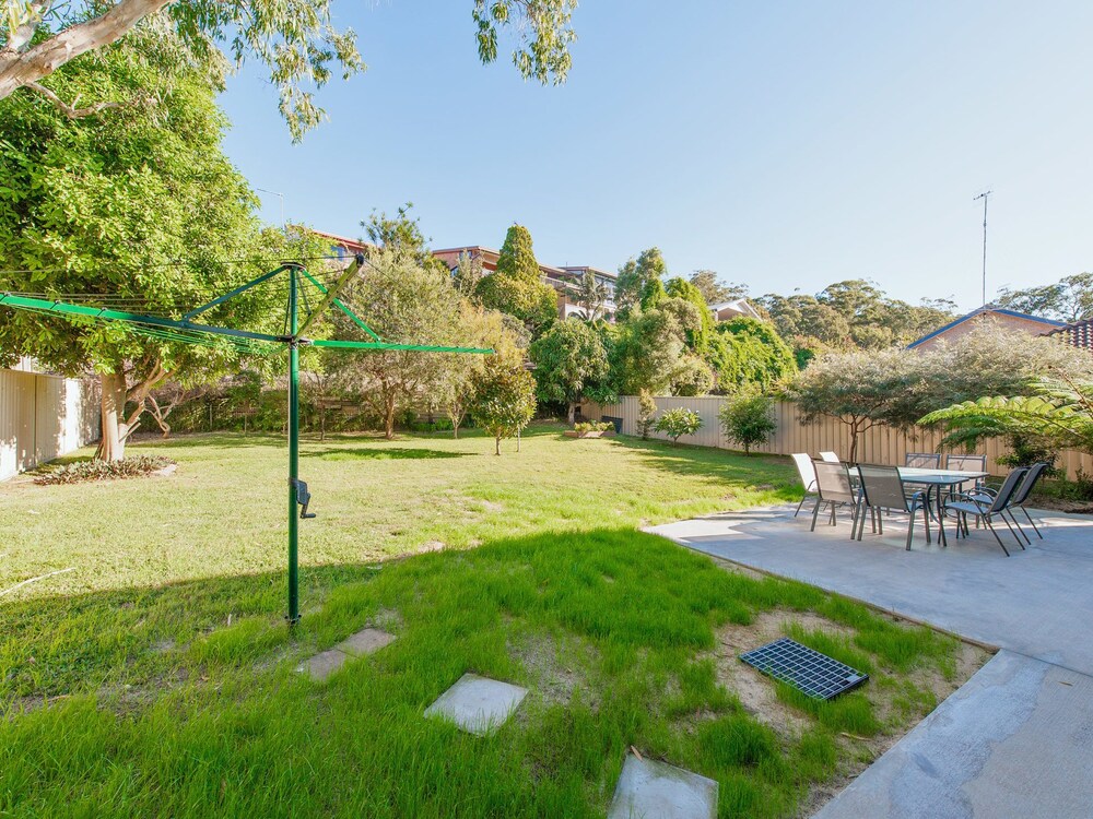 Happy Days, 49 Pantowora Street