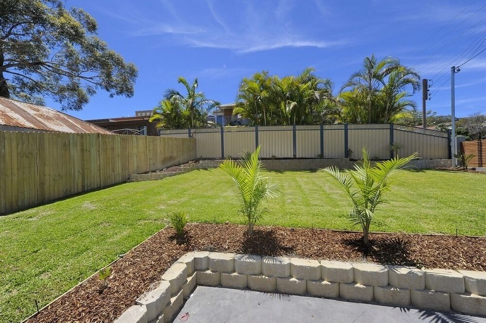 Tomaree Road, 16, The Tomaree