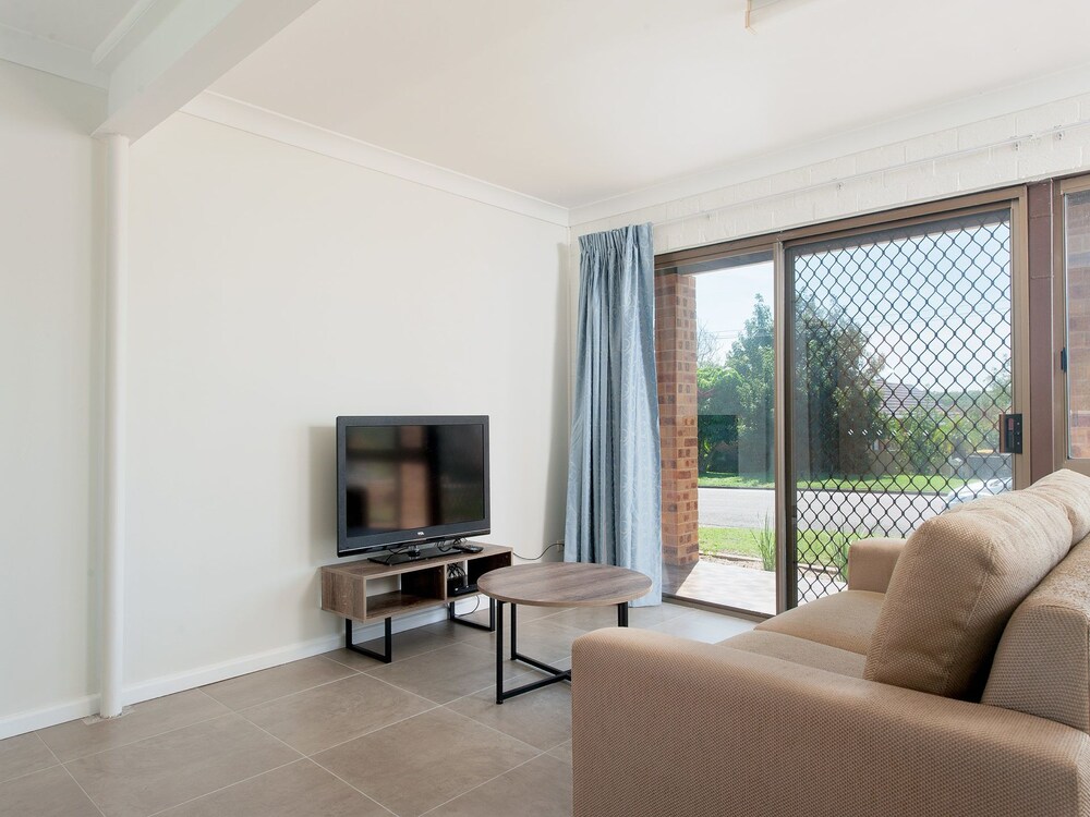 A Top Place, 31 Kerrigan Street