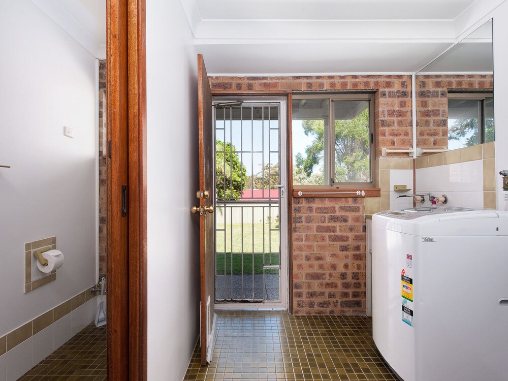 A Top Place, 31 Kerrigan Street