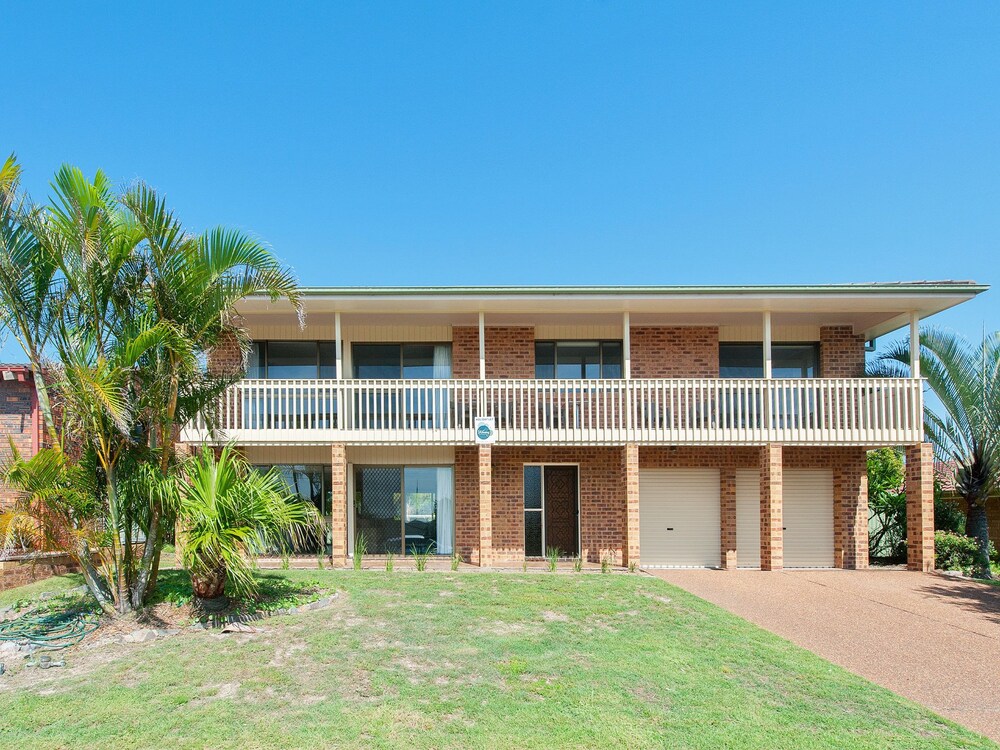 A Top Place, 31 Kerrigan Street