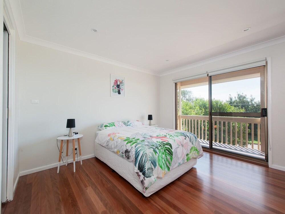 A Top Place, 31 Kerrigan Street