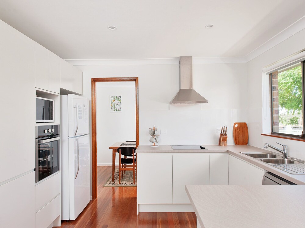 A Top Place, 31 Kerrigan Street