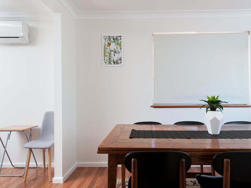 A Top Place, 31 Kerrigan Street