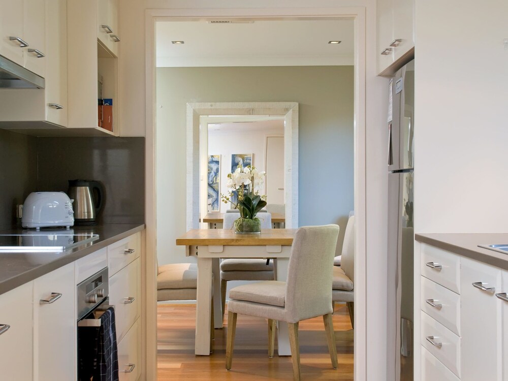 Sea Pearl, 10 Corlette Point Road
