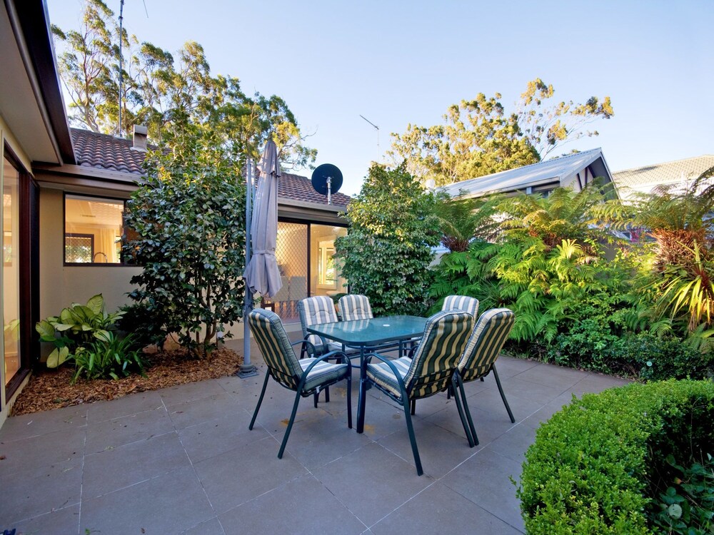 Sea Pearl, 10 Corlette Point Road