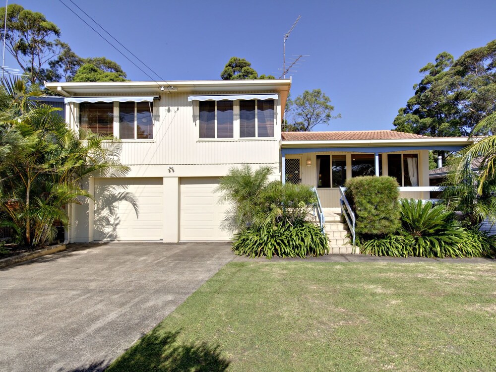 Reel Paradise, 101 Horace Street