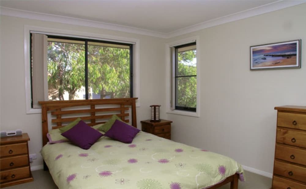 Two Beaches, 74B Blanch Street