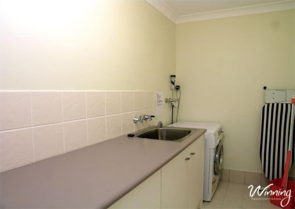 Two Beaches, 74B Blanch Street