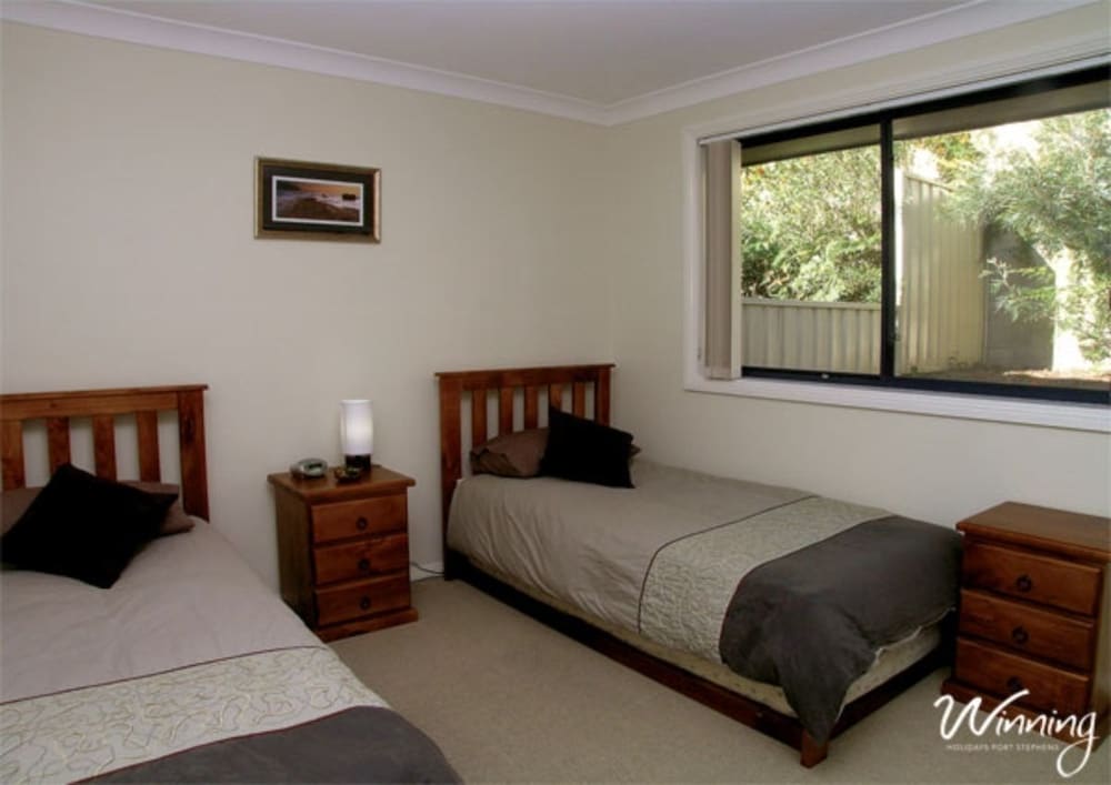 Two Beaches, 74B Blanch Street