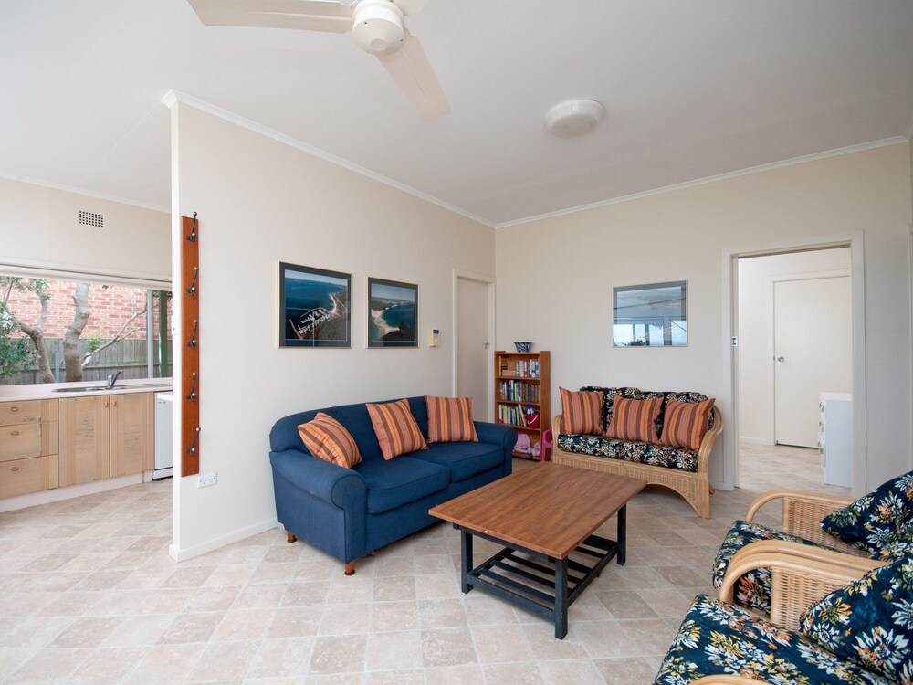Sandy Shores, 18 Corlette Point Road