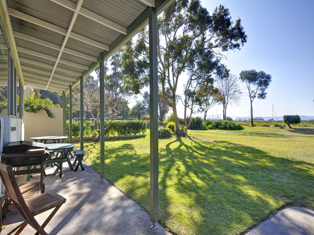 Sandy Shores, 18 Corlette Point Road