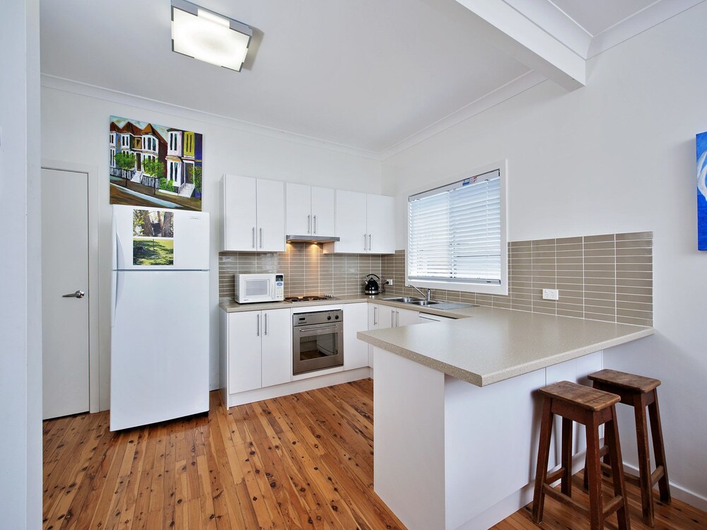Short Street, 4, The Beach Cottage