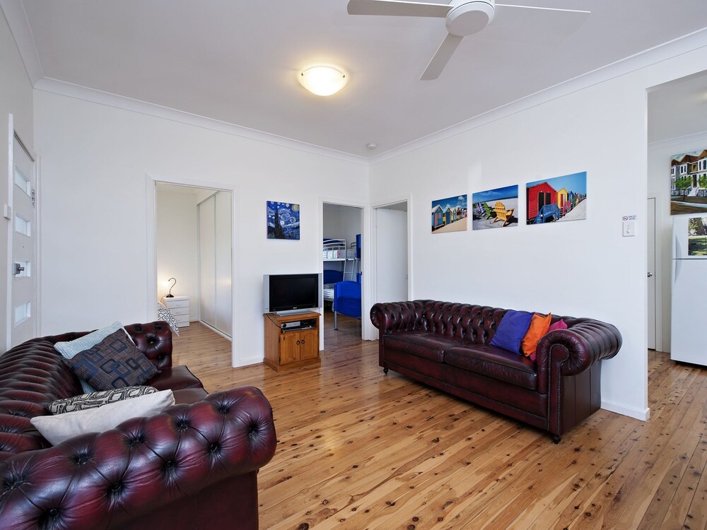 Short Street, 4, The Beach Cottage