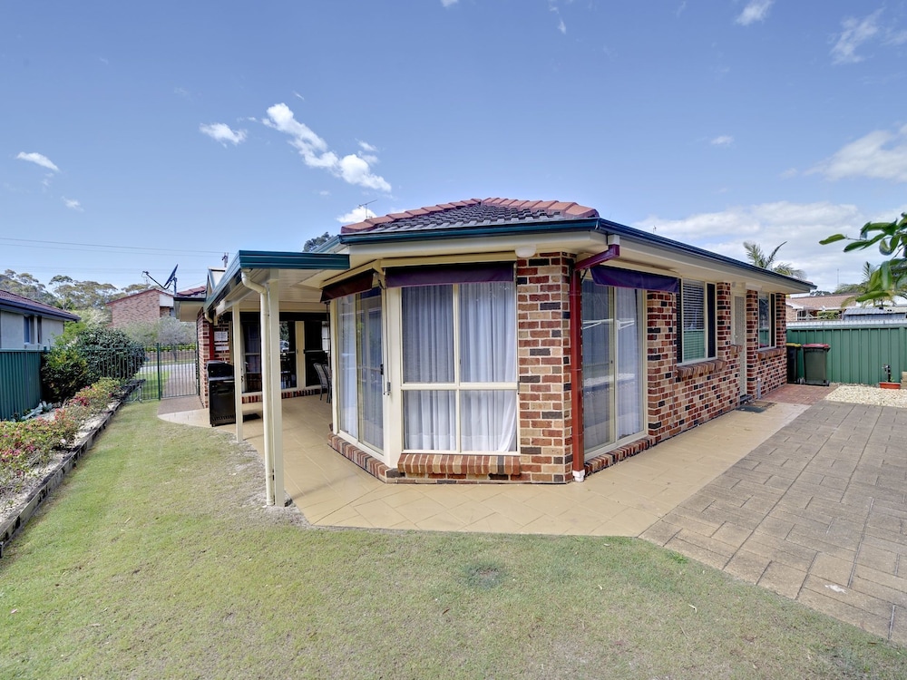 The Bay House, 48 Government Road