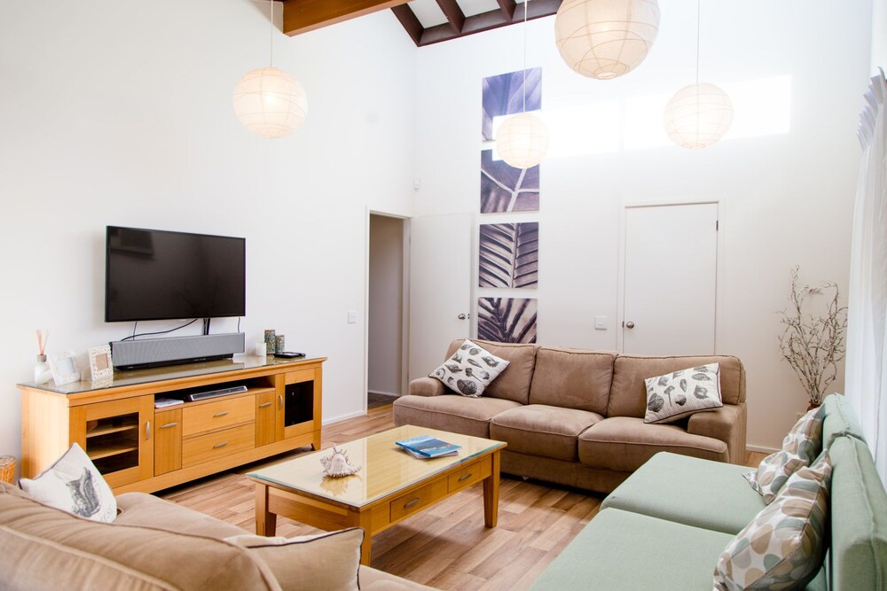 Fingal Heights, 53 Pacific Drive