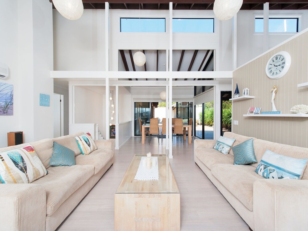 Fingal Heights, 53 Pacific Drive