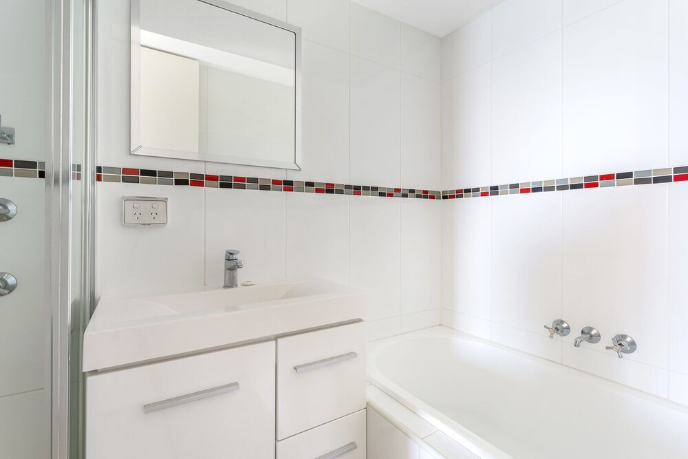 Harbourside, Unit 2/07 Soldiers Point Road