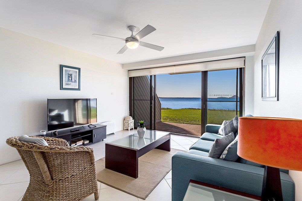 Harbourside, Unit 2/07 Soldiers Point Road