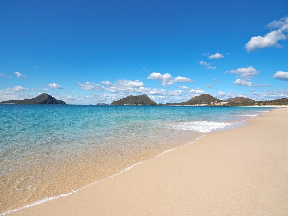 Promenade, Unit 10/8 Intrepid Close