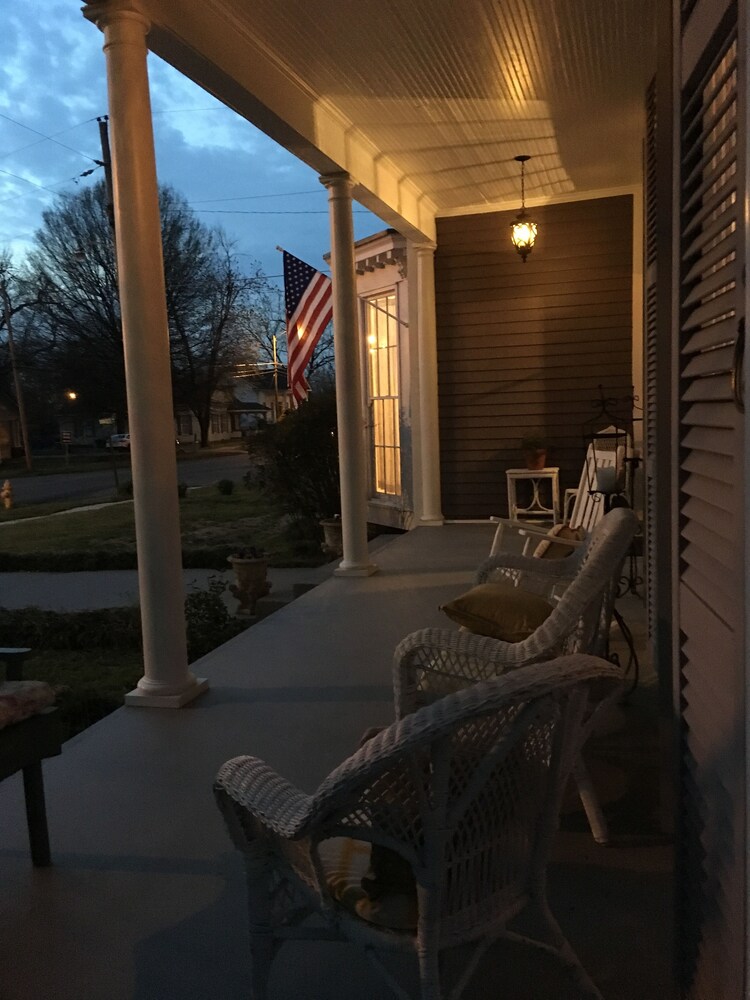 The Wynne House Inn in Holly Springs Best Rates & Deals on Orbitz