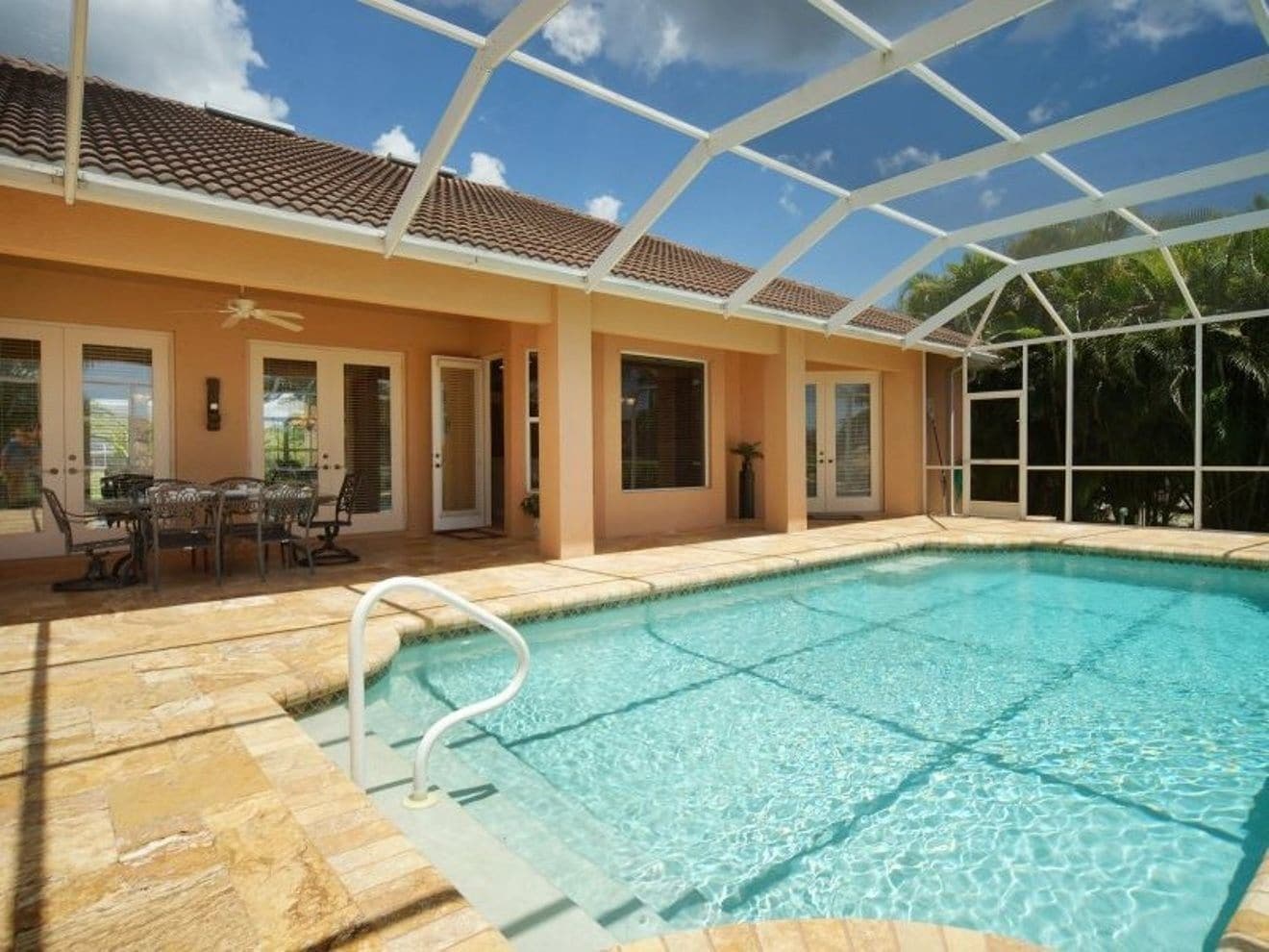 Bahama by 123cape VR in Fort Myers, United States
