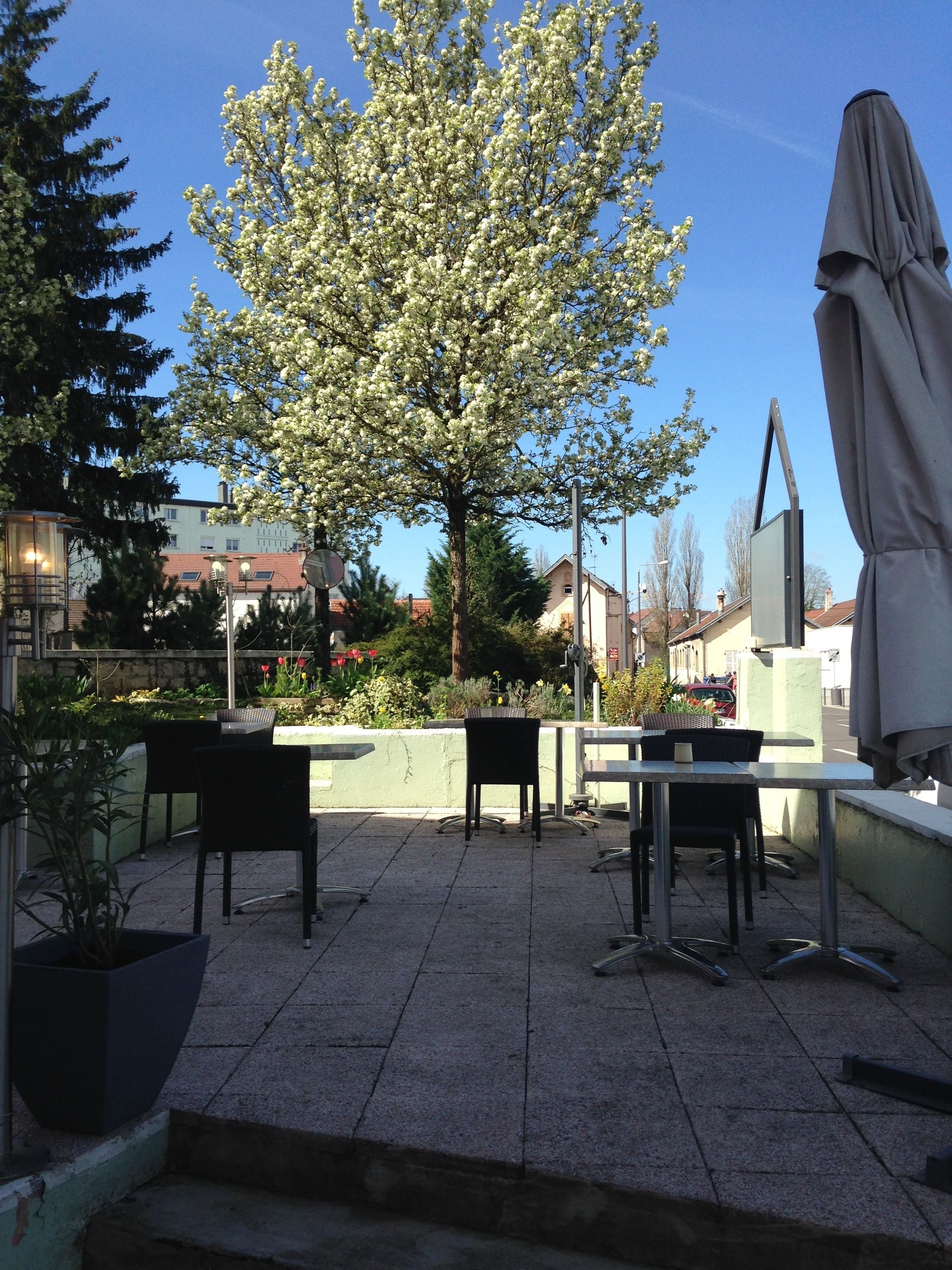 Hotel 3 Magot in Dole, France