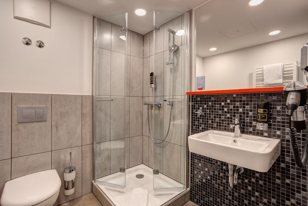 Photo - MEININGER Hotel München Olympiapark