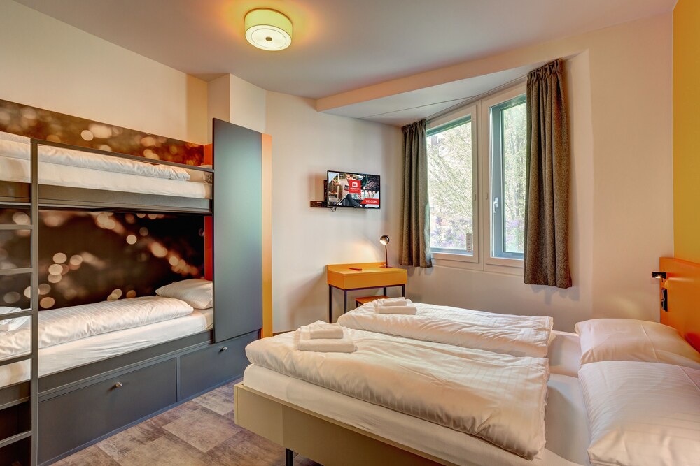 Photo - MEININGER Hotel München Olympiapark