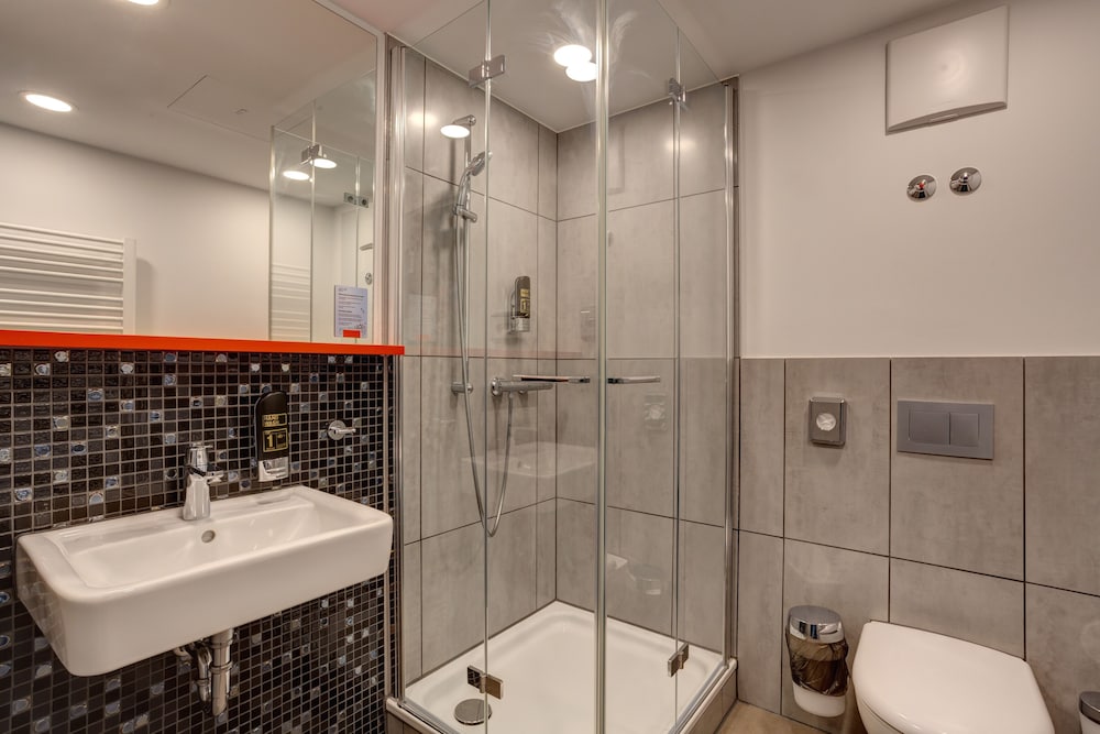 Photo - MEININGER Hotel München Olympiapark