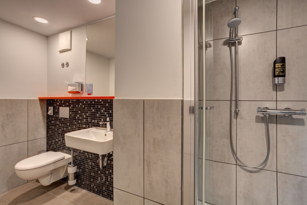 Photo - MEININGER Hotel München Olympiapark