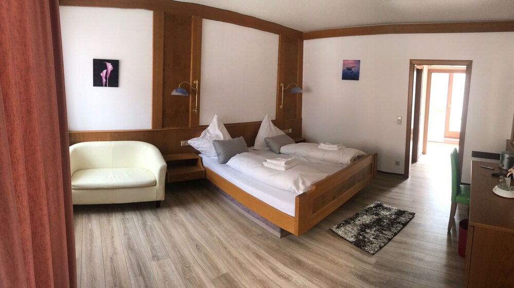 Hotel Sonne Bad Wildbad Hotel Sonne Bad Wildbad 2020