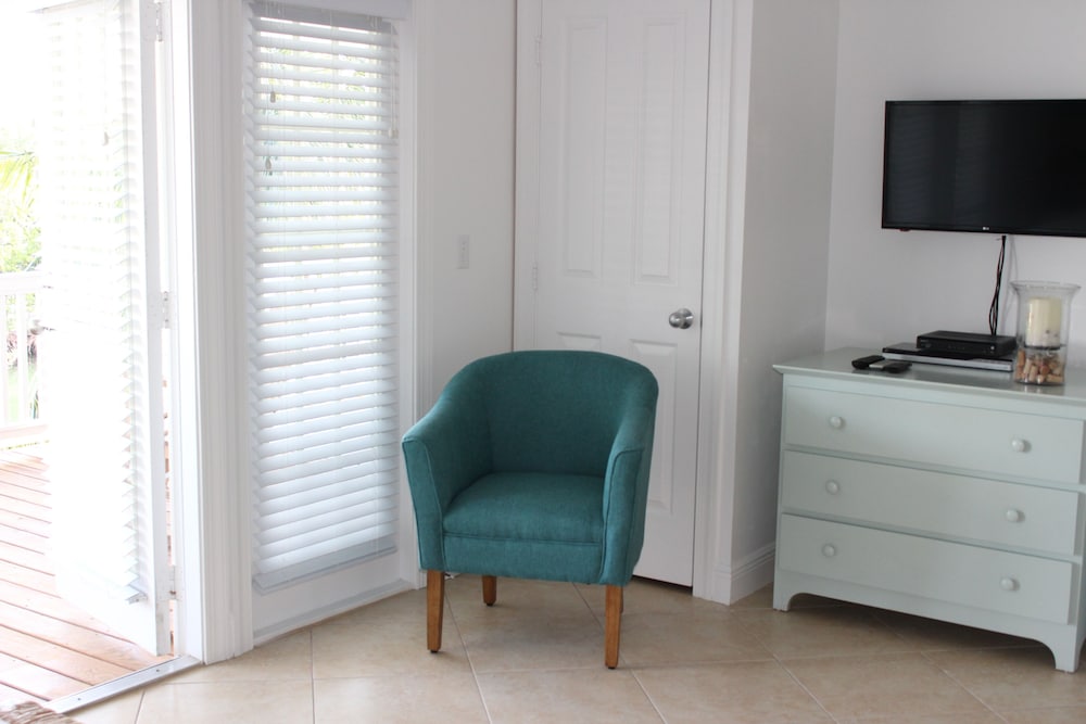 3 bed 2.5 bath at Coral Lagoon Resort with boat slip directly behind