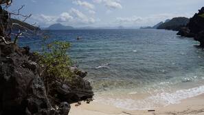 Playa privada, buceo con tubo y kayak