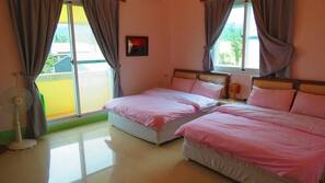 Desk, blackout drapes, free WiFi, wheelchair access
