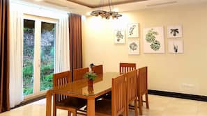 Khu ăn uống tại phòng