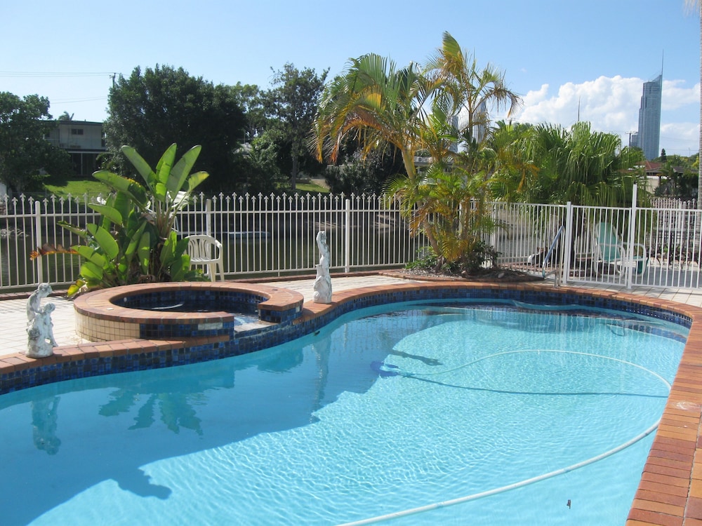 Waterfront Home Stay