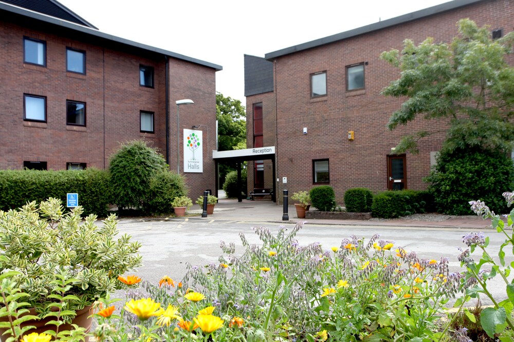 Summergrove Halls