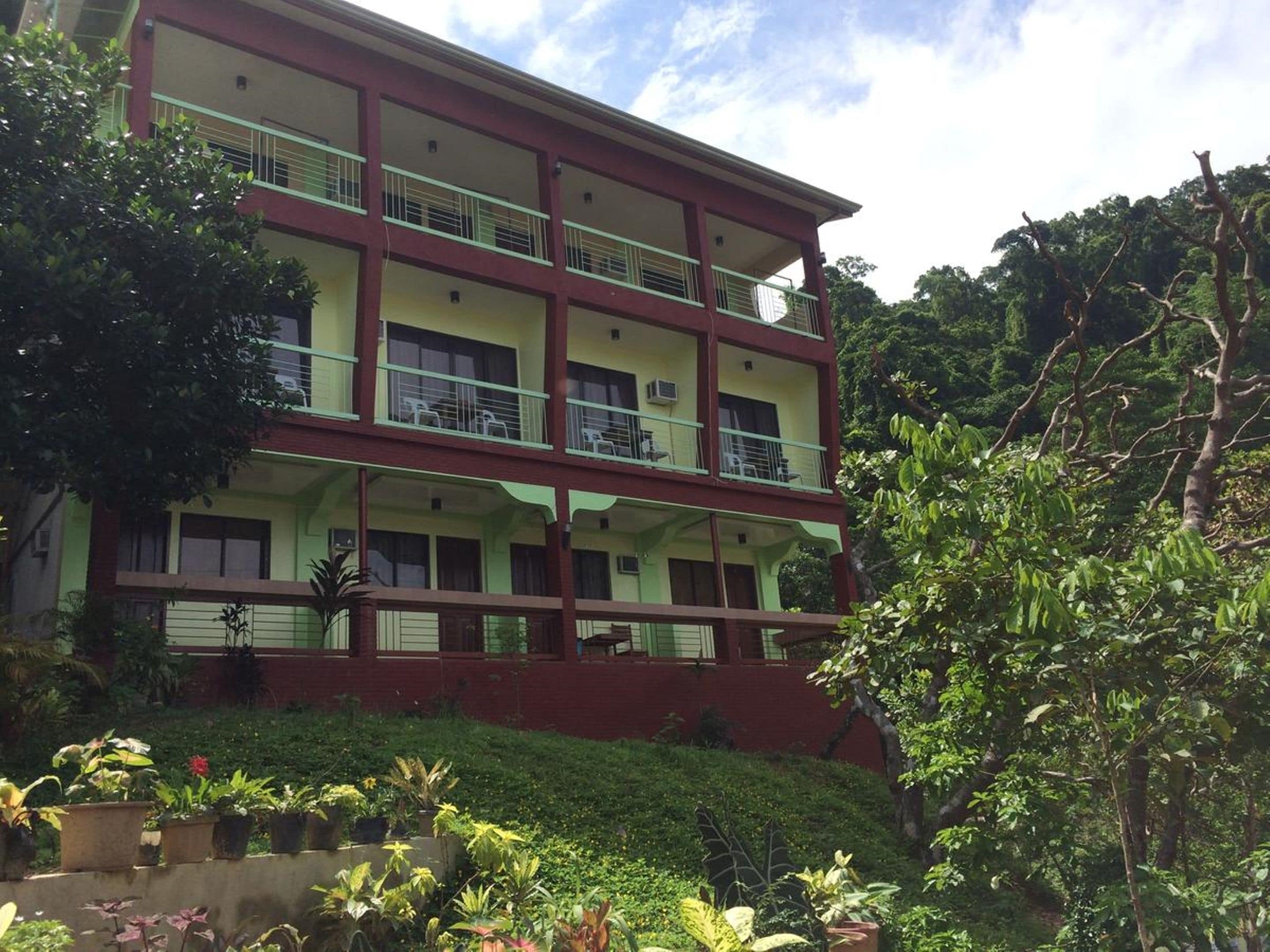 Columbus Inn in El Nido, Philippines