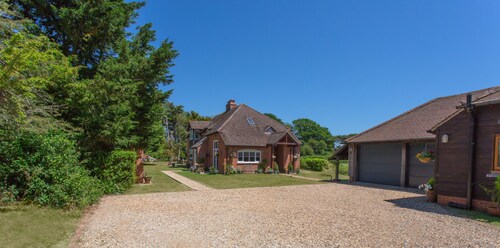 Top 10 Accommodation Near Chichester Harbour From Au 211 Wotif Linden House