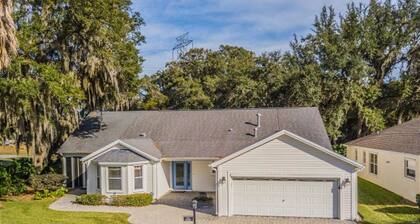 Carolina Court 1311 by White Pelican VR