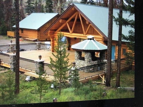 Best Cabins In Kamloops For 2020 Find Cheap 33 Cabins Rentals