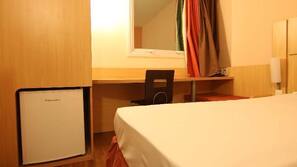 Rollaway beds, WiFi