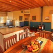 Island View Spa Cottage Smithton Aus Best Price Guarantee