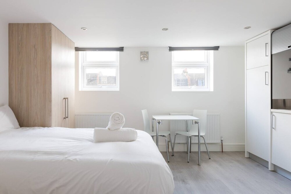 Studio Apartment In Central London 2019 Hotel Prices Studio Apartment In Central London 2 5 Out Of 0 Bathroom Guestroom