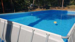 Piscine extérieure (ouverte en saison)
