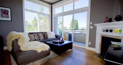 Comfort and Grace on Queen Anne Hill