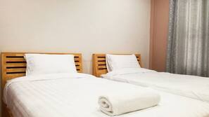 Desk, free WiFi, linens