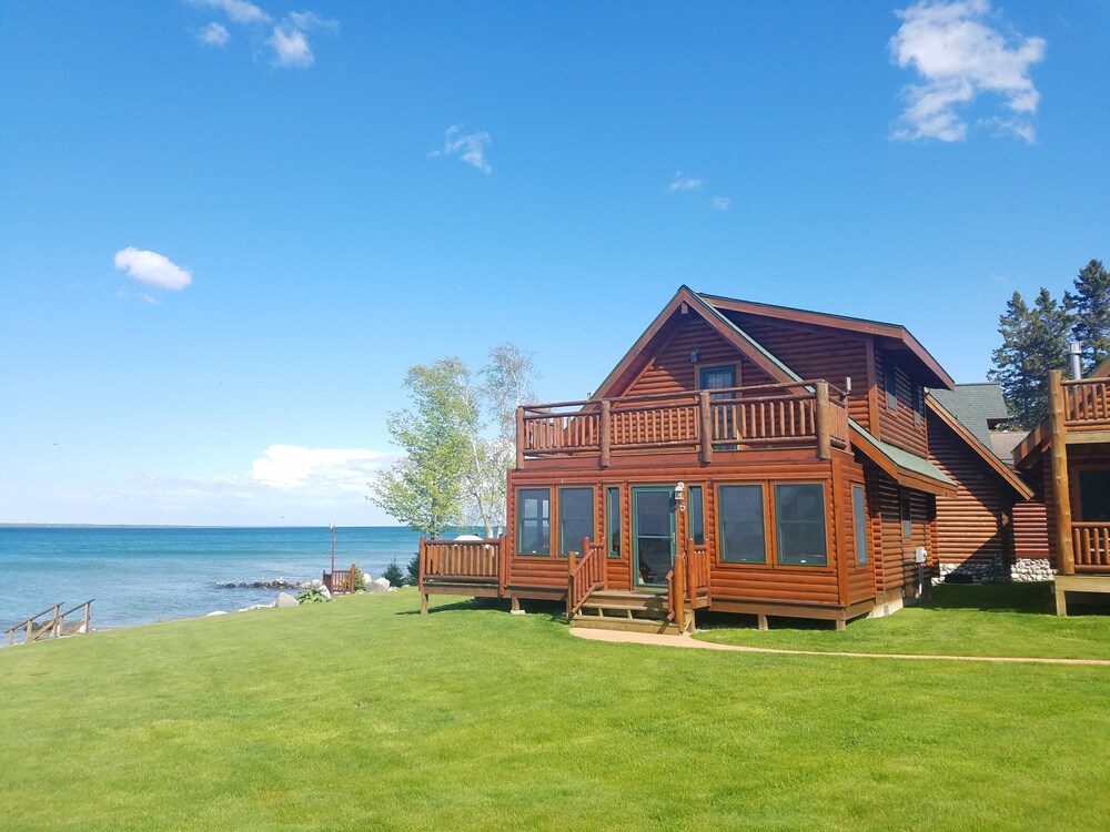 Exterior, Straits of Mackinaw log Cabin. Spectacular views of Mackinac Island! Kayaks incl