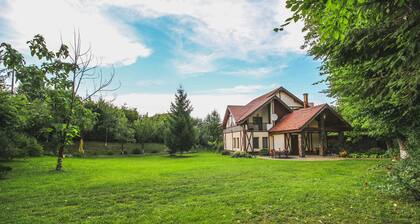 The Holiday House